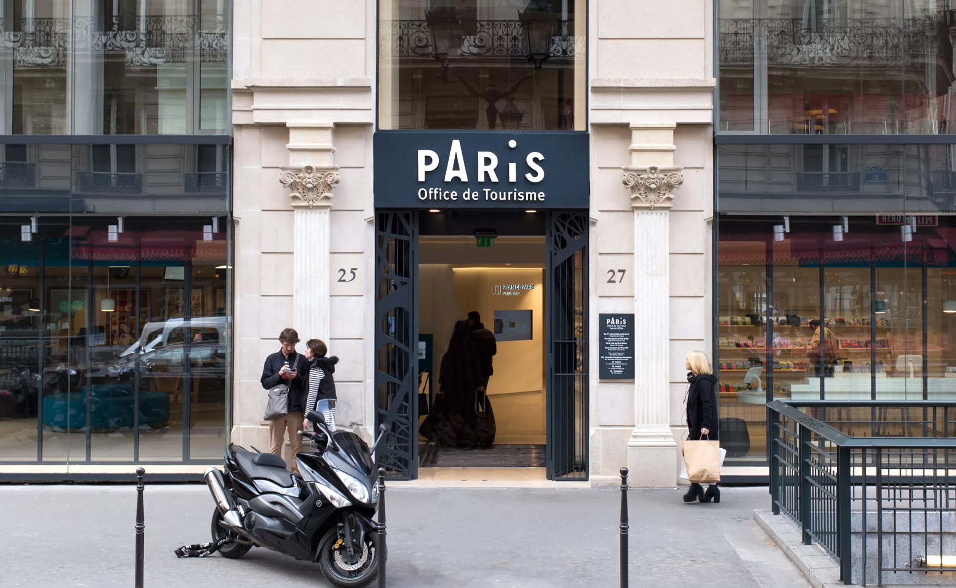 http://Office%20de%20Tourisme%20de%20Paris